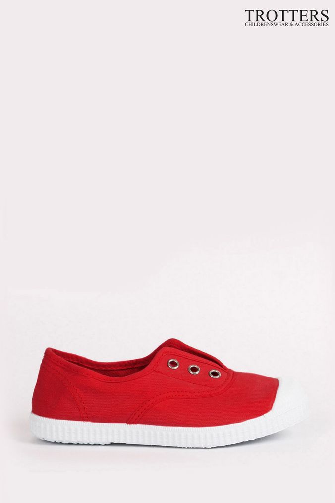 Kids slip shop on pumps