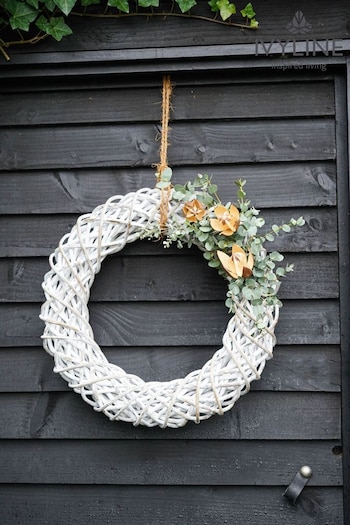 Ivyline White White Rattan Wreath (M68985) | £31