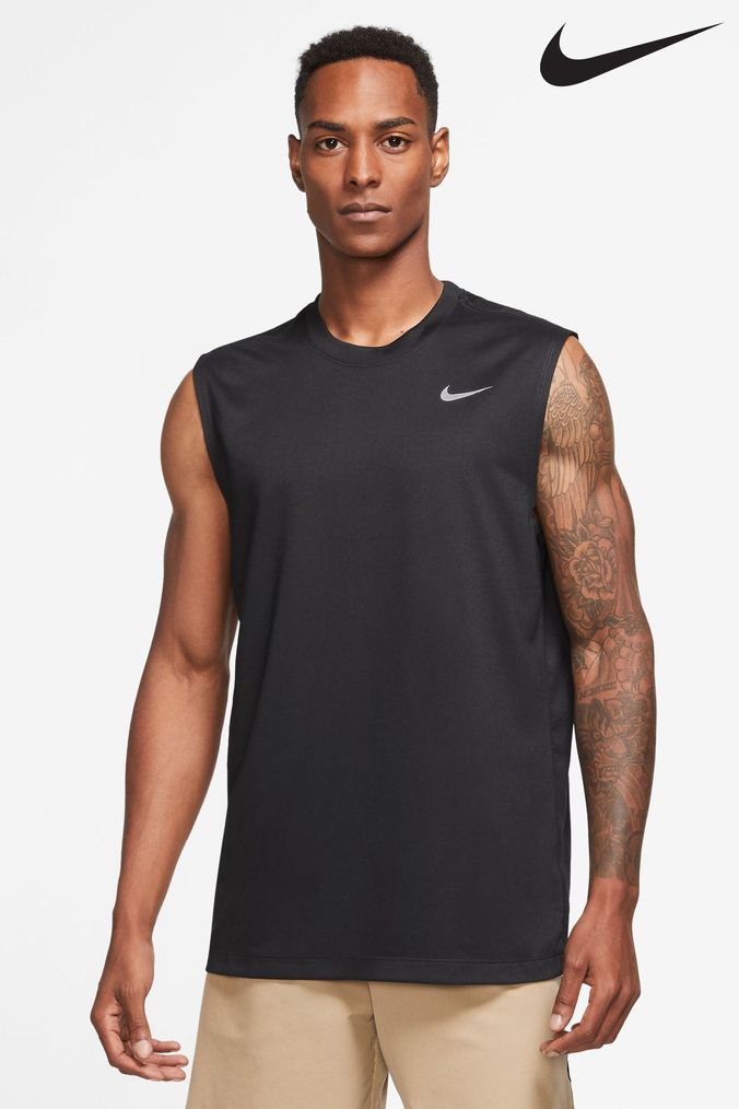 Nike training vest mens store