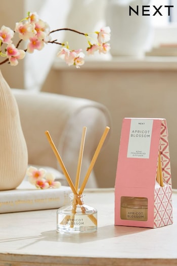 Apricot Blossom 40ml Fragranced Reed Diffuser (M82567) | £5