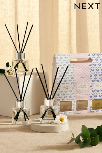 Apricot Blossom Set Of Fragranced Reed Diffuser (M82579) | £12