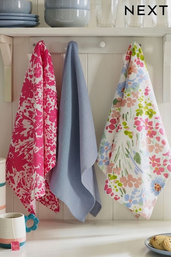 Set of 3 Pink Lisse Floral Tea Towels (M92245) | £14