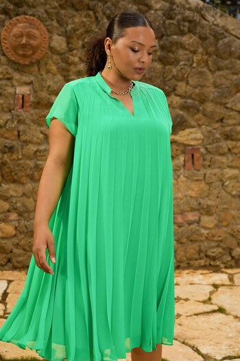 Live Unlimited Curve Green Short Pleated Dress (N04586) | £79