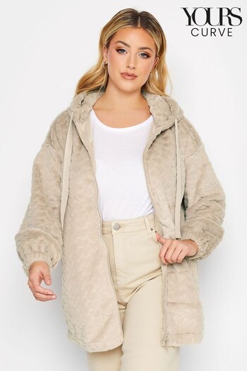 Yours Curve Natural Luxury Faux Fur Heart Zip Through Jacket (N10278) | £45
