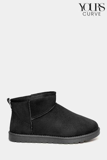 Yours Curve Black Extra-Wide Fit Mini Faux Fur provides Boots (N10333) | £31