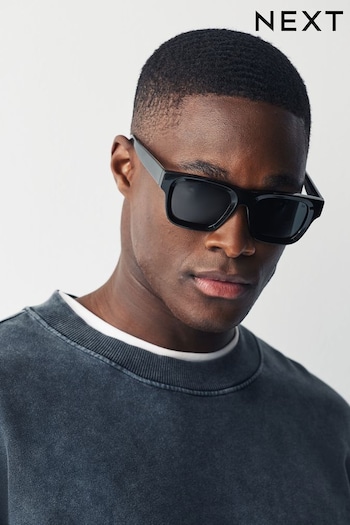 Black Wayfarer Polarised sunglasses O3WA-012-SS21 (N13818) | £16