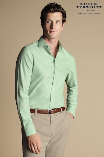 Charles Tyrwhitt Green Non-iron Mayfair Weave Cutaway Slim Fit Shirt (N18964) | £70