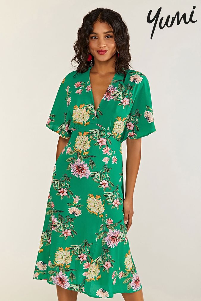 Yumi deals curves dresses
