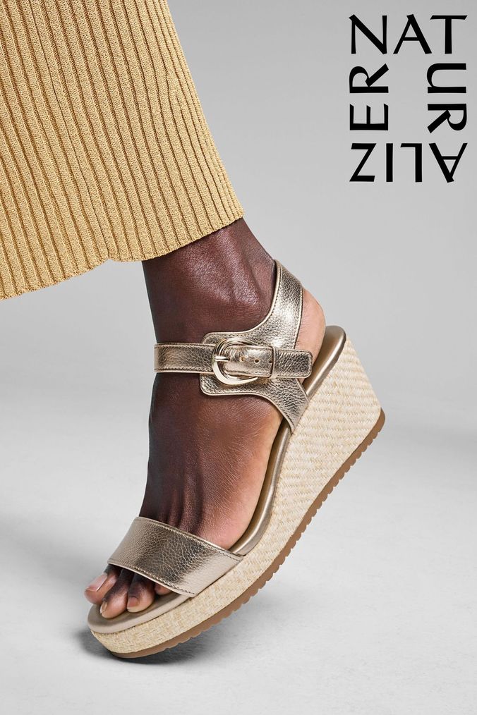 Naturalizer wedge sandals deals