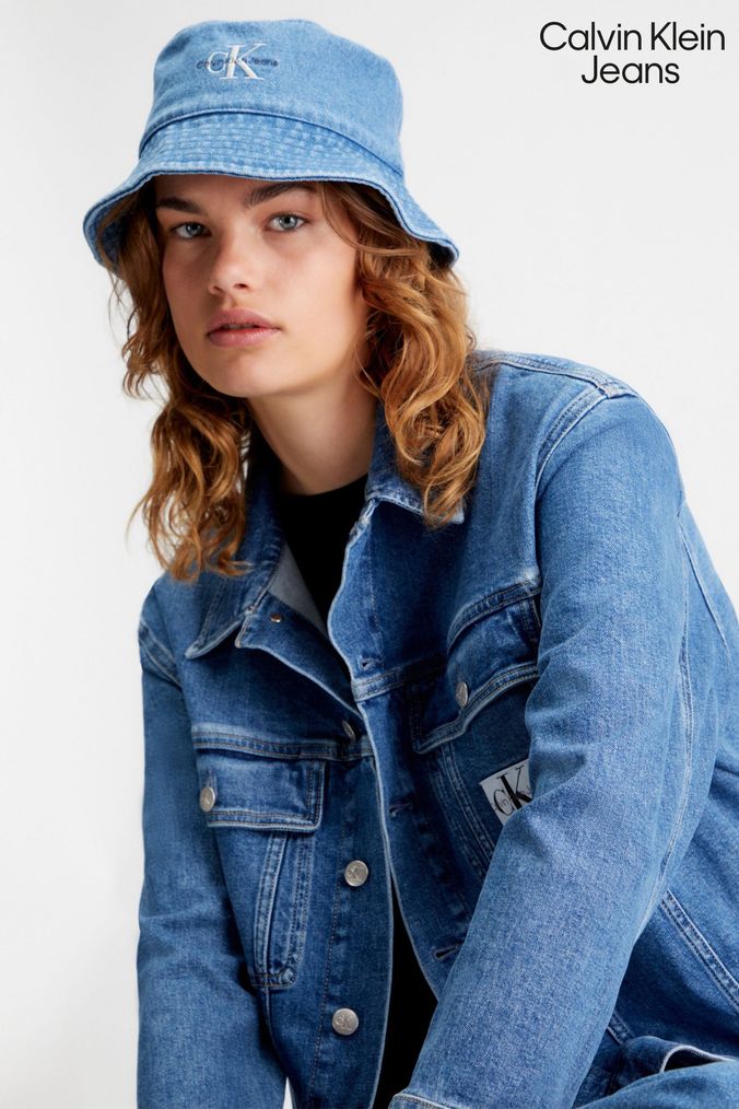 Calvin klein logo 2025 hat