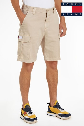 Tommy Jeans Cream Ethan Cargo fitted Shorts (N24271) | £65