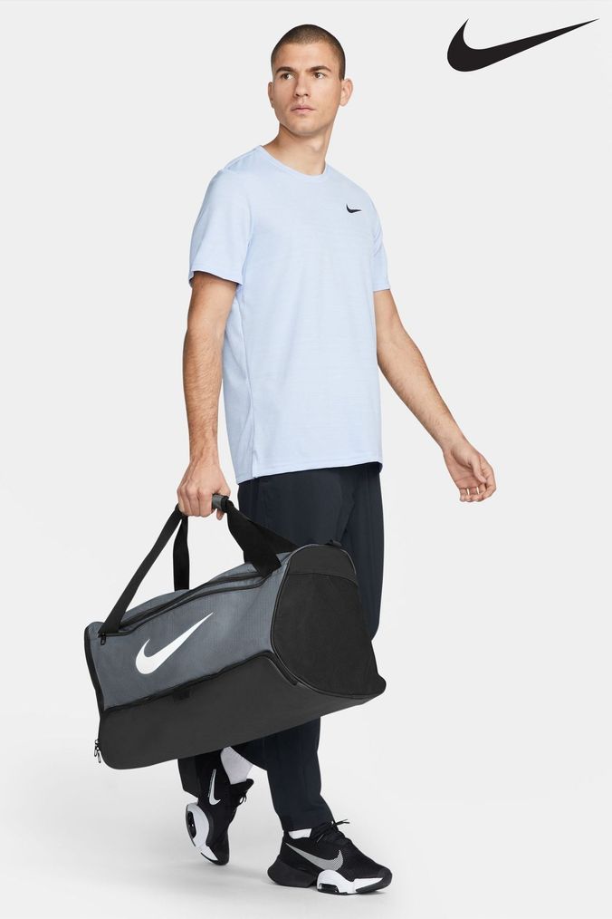 Nike holdall clearance