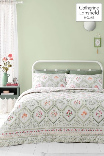 Catherine Lansfield Natural Cameo Floral Reversible Quilted Bedspread (N25695) | £50