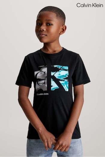 Calvin zip Klein Graphic Logo Black T-Shirt (N28190) | £23 - £28