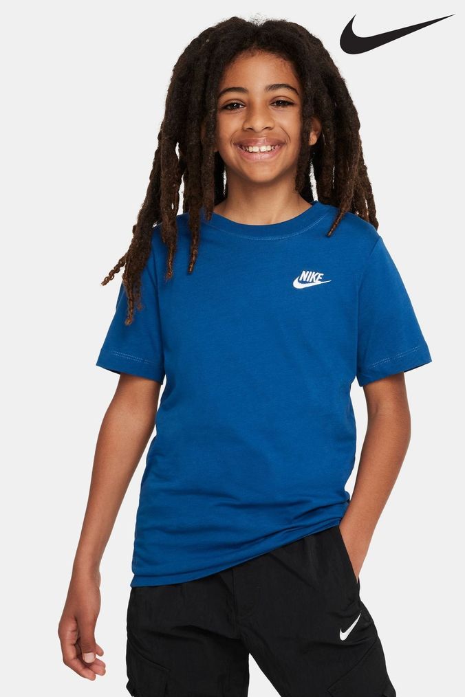 Boys nike tee discount shirts