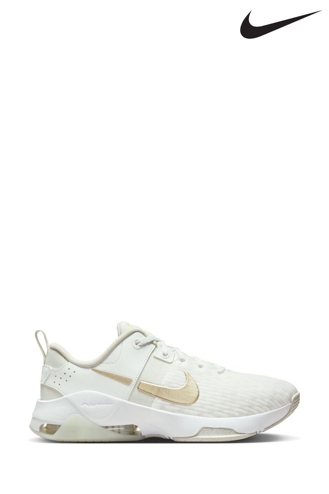 Boys nike shox store clearance
