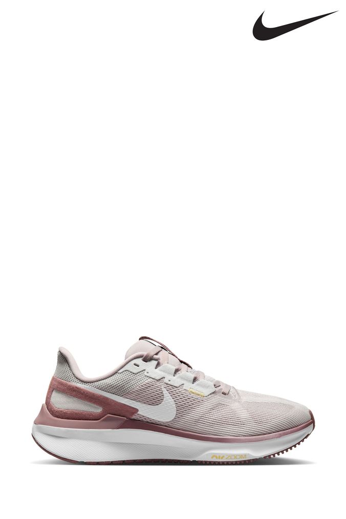 Pale pink deals nike trainers