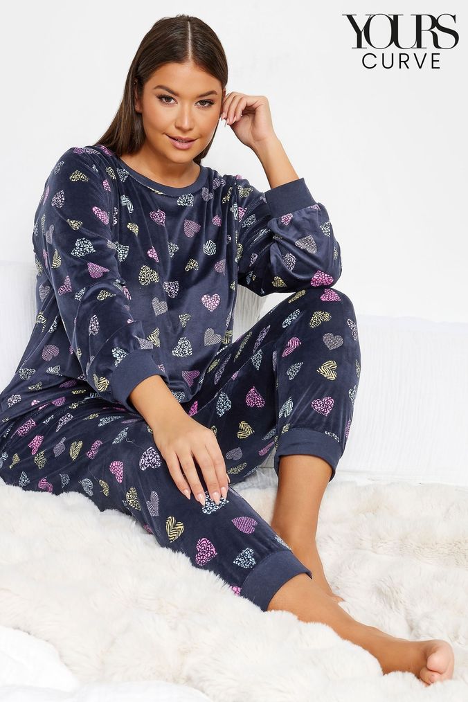 Printed velvet hot sale night suit