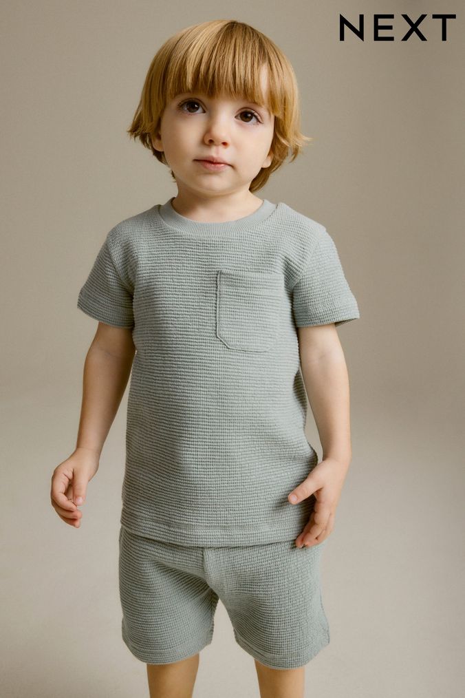 Buy Younger Boys outfits from the Next UK online shop