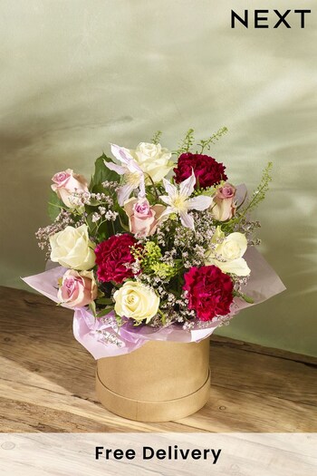 Lilac Fresh Flower Bouquet in Hatbox (N44928) | £35