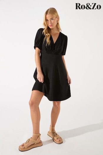 Ro&Zo V-Neck Shirred Detail Black Shirt Dress (N45251) | £69