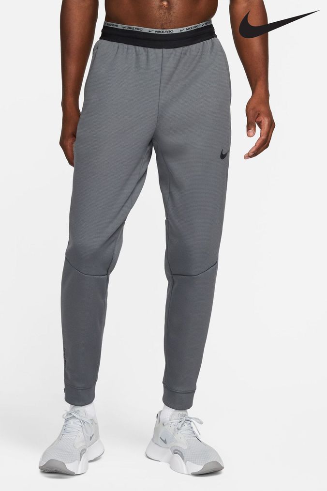 Nike foundation cuffed fleece joggers new arrivals