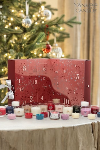 Yankee Candle Red Christmas Advent Calendar Book (N53481) | £50