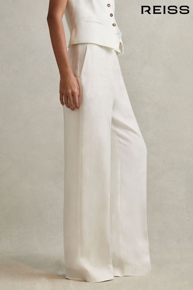 Petite on sale white suit