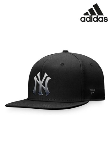 adidas Black New York Yankees Iconic Gradient Snapback Cap (N55510) | £25