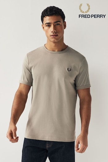 Fred Perry T-Shirt (N56544) | £45