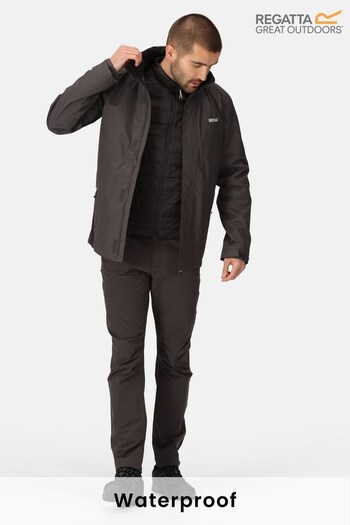 Regatta Matt Waterproof Black Jacket (N58333) | £49