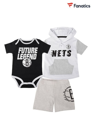 Fanatics NBA Brooklyn Nets Bank Shot Creeper White Shorts & T-Shirt Set (N69721) | £36