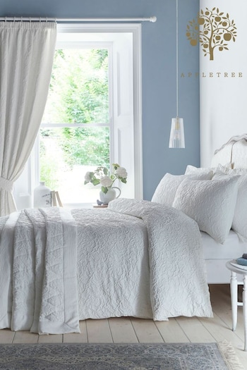 Appletree White Collier Luxury Jacquard Duvet Cover Set (N70853) | £60 - £80