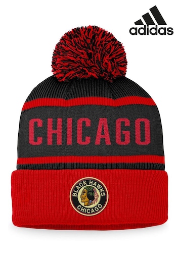 adidas Triple Red NHL Chicago Blackhawks Heritage Bobble Hat (N71743) | £22