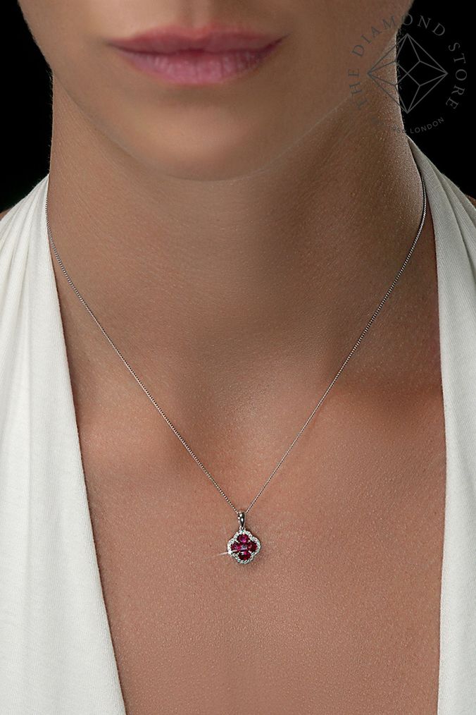 Red jewellery online store