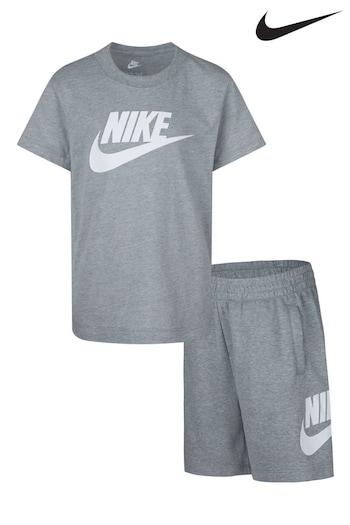 Nike talla Grey Infant Club T-Shirt and Shorts Set (N75726) | £30
