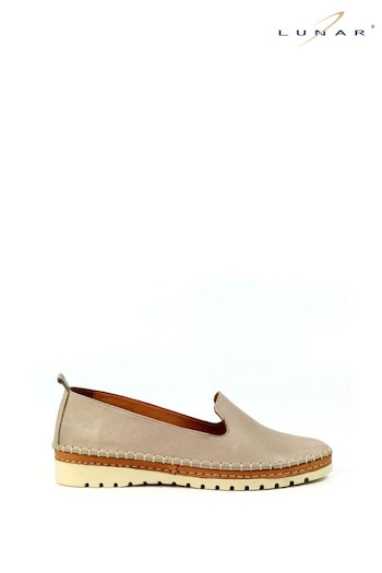 Lunar Kenley Brown Lea. Shoes (N75891) | £68