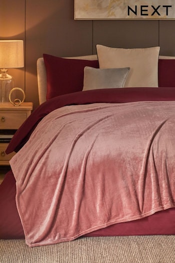 Blush Pink Plush Fleece Throw (N75997) | £12 - £34