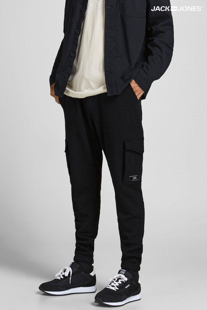 Regular Fit Cargo pants with 50% discount! | Jack & Jones®