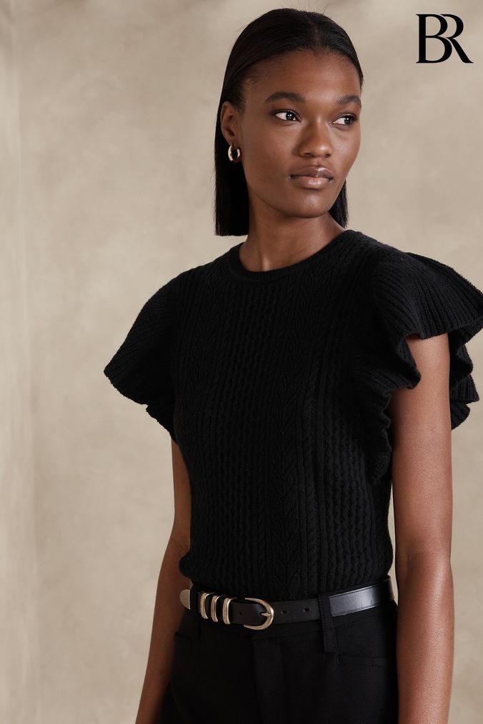 Next short store sleeve jumpers