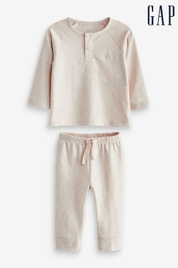 Gap Cream Outfit Set With Long-Sleeve T-Shirt and Joggers (Q30293) | £18