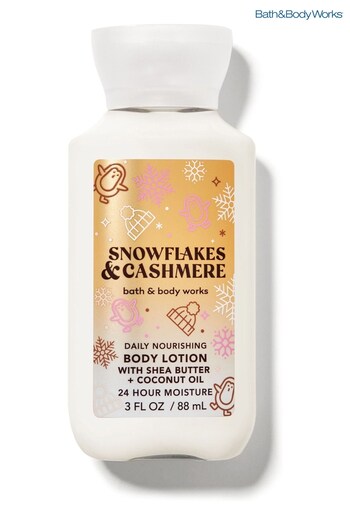 Bath & Body Works Snowflakes and Cashmere Travel Size Daily Nourishing Body Lotion 3 fl oz / 88 mL (Q33936) | £9.50