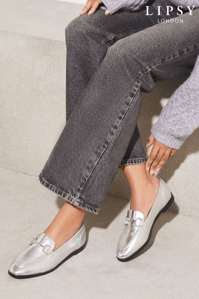 Silver on sale formal flats