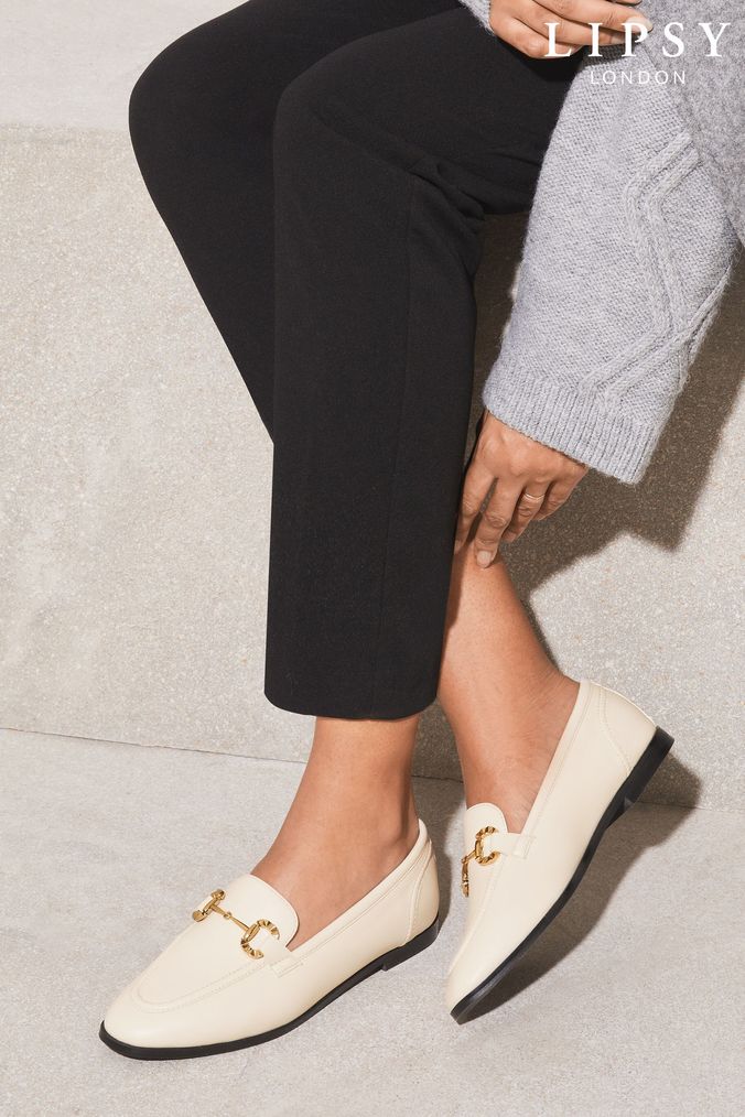 Cream hotsell dolly shoes