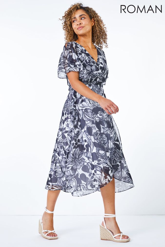 Next maternity shop petite