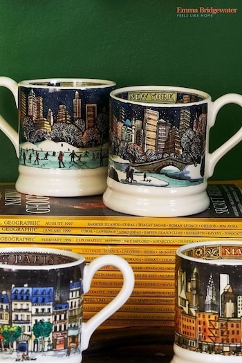 Emma Bridgewater Cream New York At Christmas 1/2 Pint Mug (Q68070) | £25