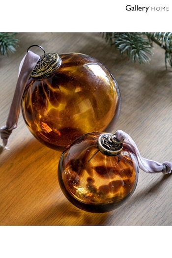 Gallery Vic Brown Christmas Lola Baubles (Set of 4) 100x100x100mm (Q68682) | £25