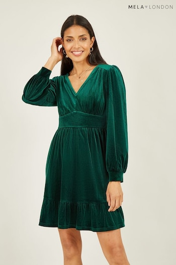Mela Green Velvet Long Sleeve Skater Dress (Q70733) | £40