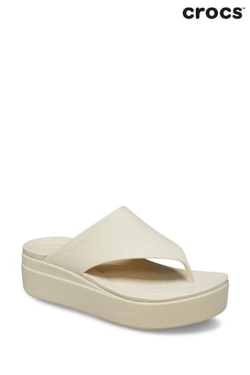 Crocs Brooklyn Flip Sandals (Q72626) | £50