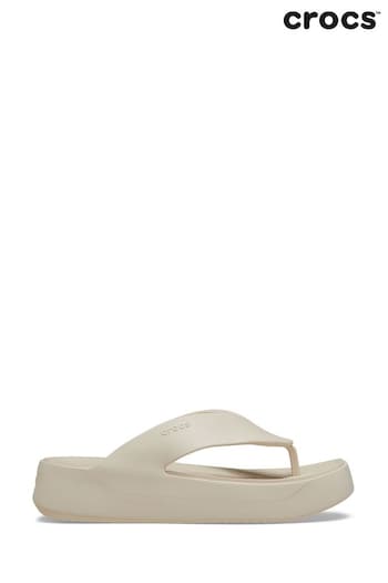 Crocs Kelli Getaway Platform Flip Sandals (Q72631) | £40